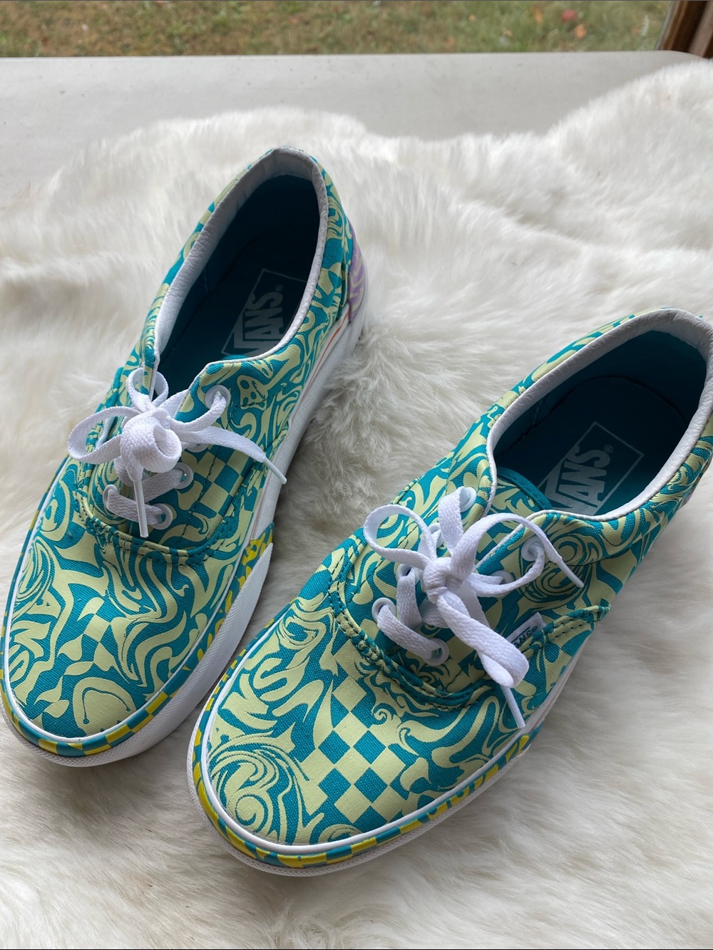 Vans Womenโs Teal & Cream Swirl Checkerboard Canvas Platform Sneakers